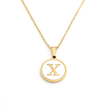 Halsketten mit Initialen