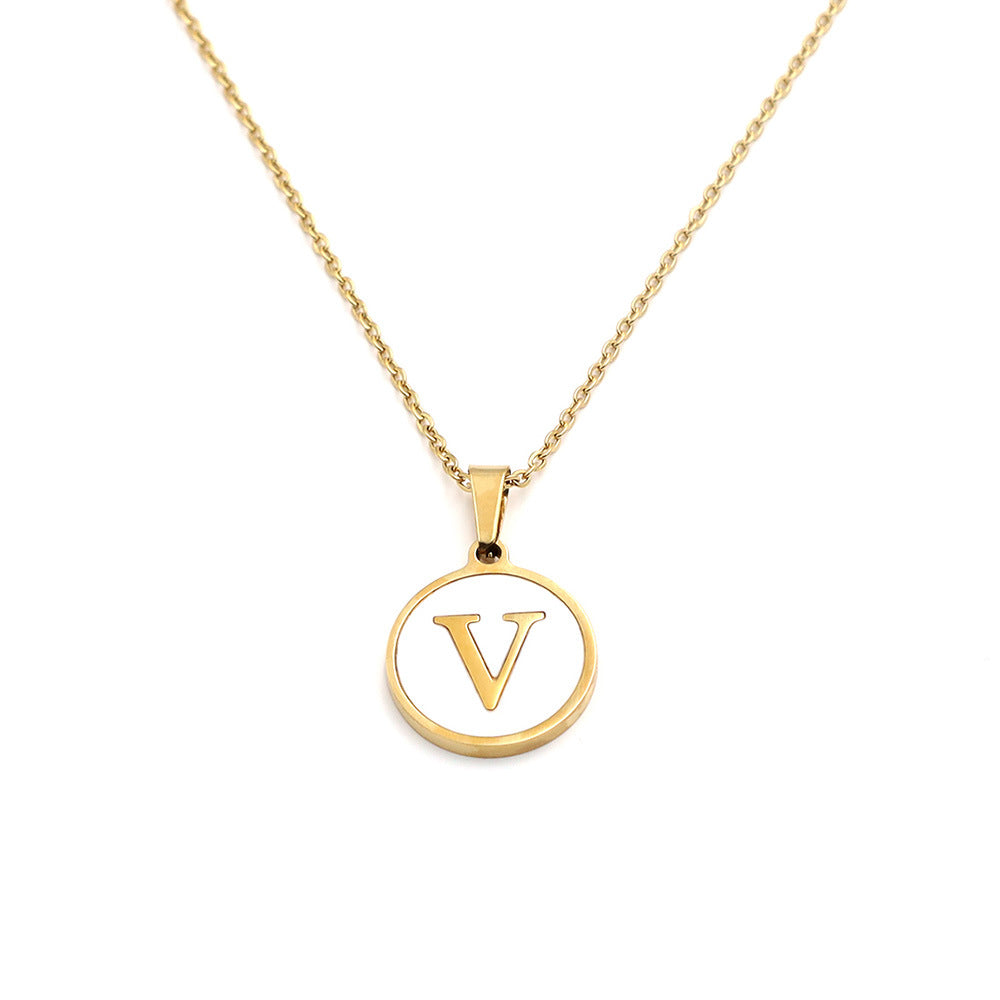 Halsketten mit Initialen